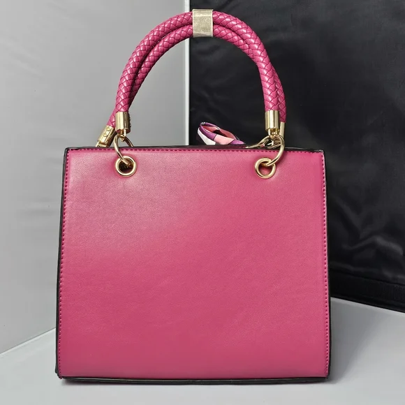 Malibu Skye Handbag - Picture 3 of 6